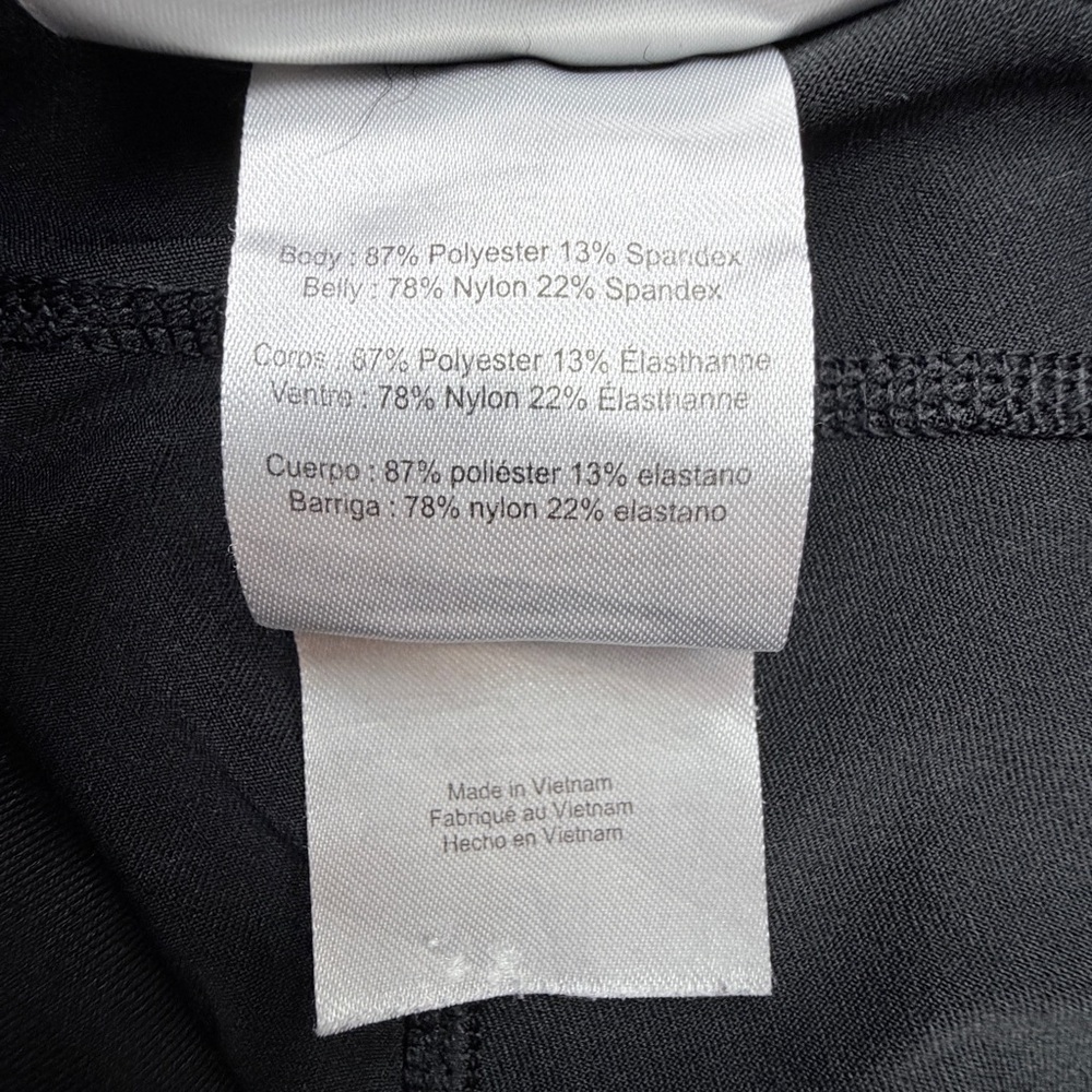 Motherhood Maternity Black Leggings with Side Pockets - Picture 6 of 6